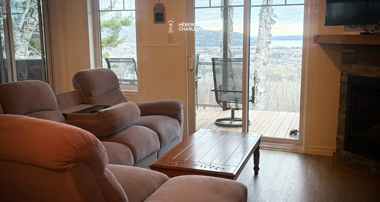 SEN-135-1 - Chalet jumelé avec vue lointaine sur le fleuve